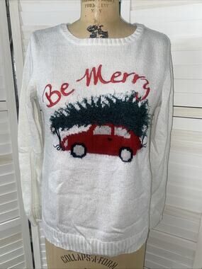 Signature Collection Embroidered “Be Merry” White Christmas Sweater Sz Medium